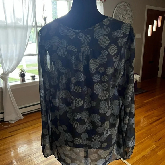 Mossimo long sleeve top - Picture 2 of 6